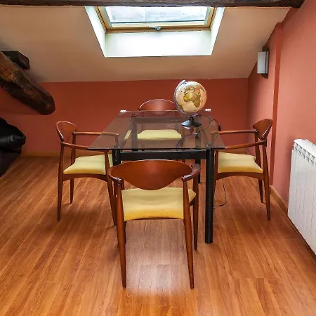 Autentica Buhardilla En El Centro De * Bejar