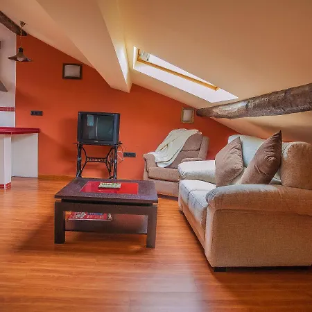 Autentica Buhardilla En El Centro De